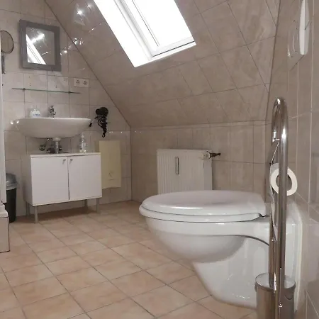 Apartmán Bei Pina - Schoene Dachgeschosswohnung Nahe Duesseldorf *