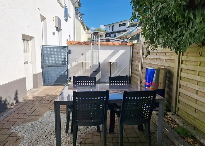 Bei Pina - Schoene Dachgeschosswohnung Nahe Duesseldorf 索林根