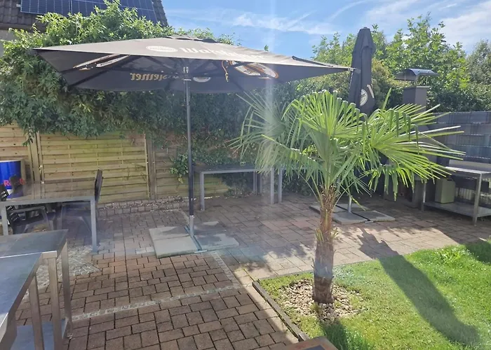 Bei Pina - Schoene Dachgeschosswohnung Nahe Duesseldorf 公寓 索林根