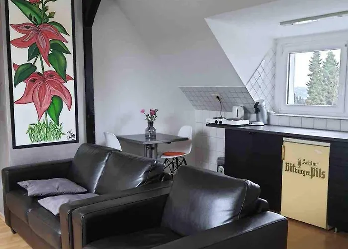 Bei Pina - Schoene Dachgeschosswohnung Nahe Duesseldorf 公寓 *